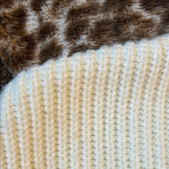 Colorblock Women's Sweater - Picture 6 of 7